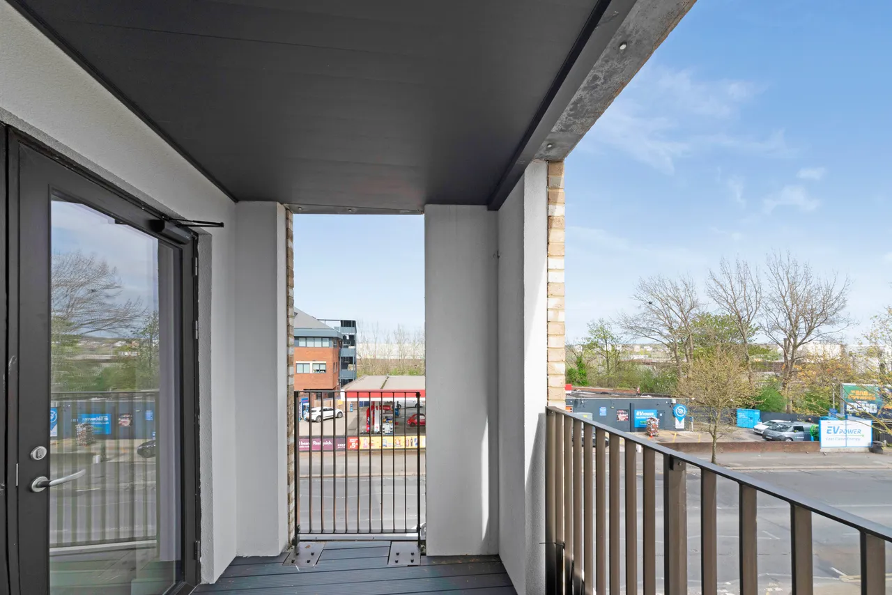 Dollis Hill Avenue, London, NW2, photo 2