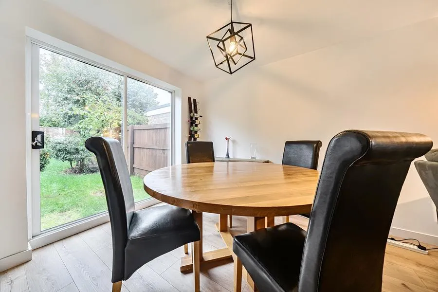 Meadow Close, Farmoor, OX2, photo 4