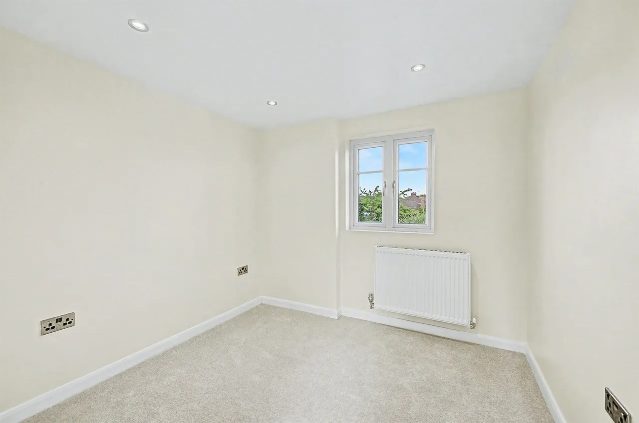 Greenhills Road, Northampton, NN2, photo 11