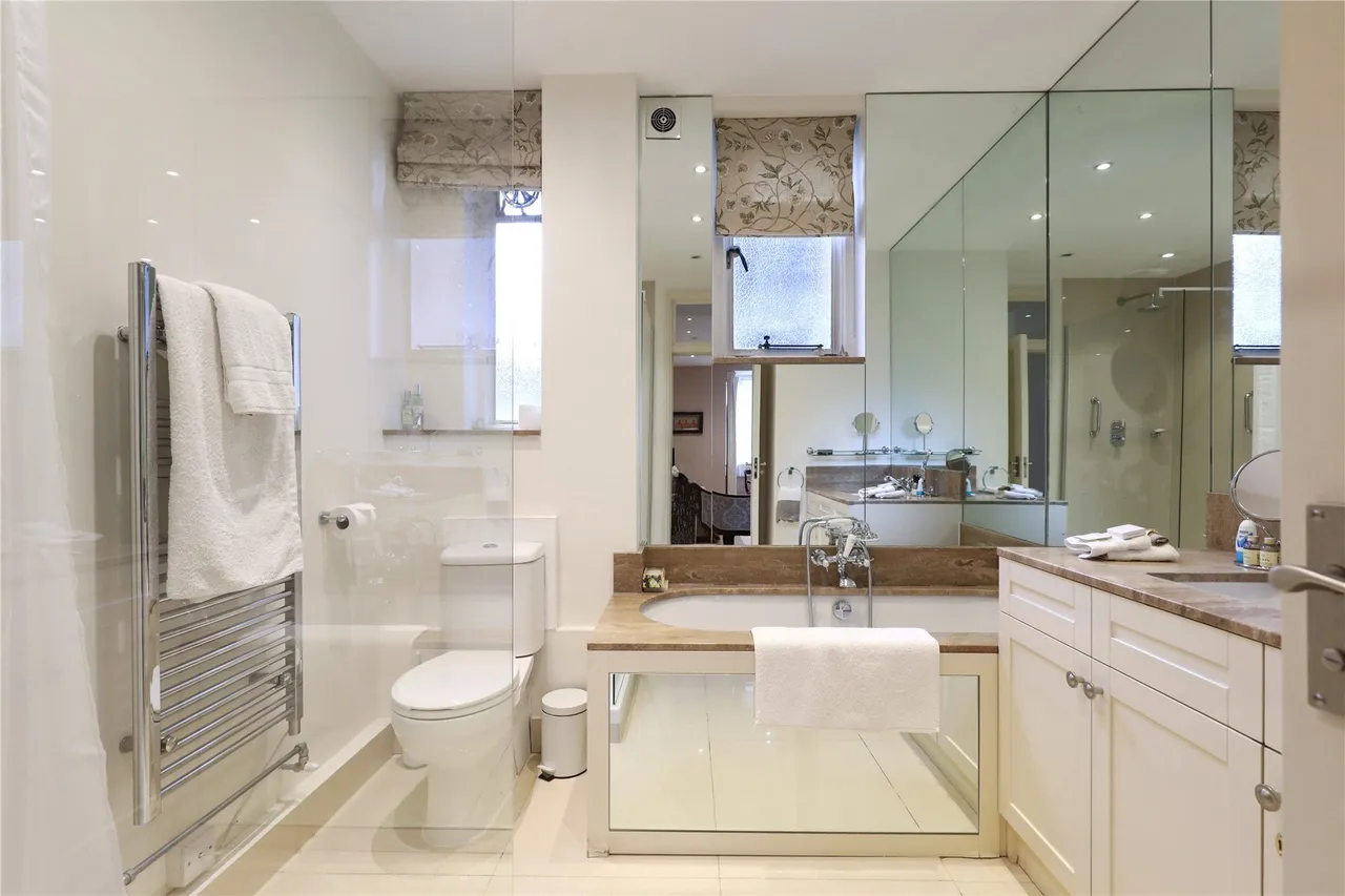 Burton Court, Franklins Row, London, SW3, photo 7