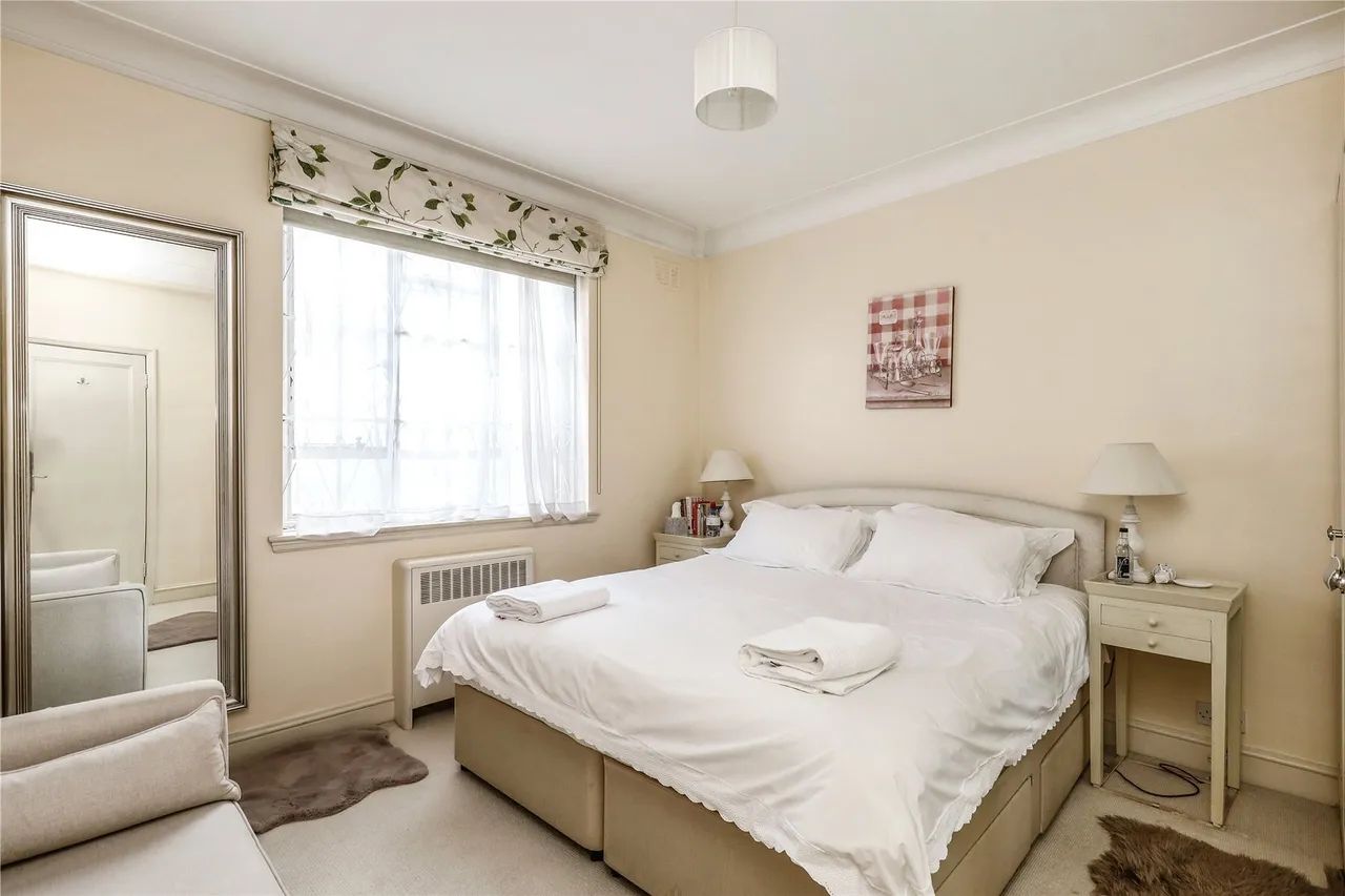 Burton Court, Franklins Row, London, SW3, photo 5