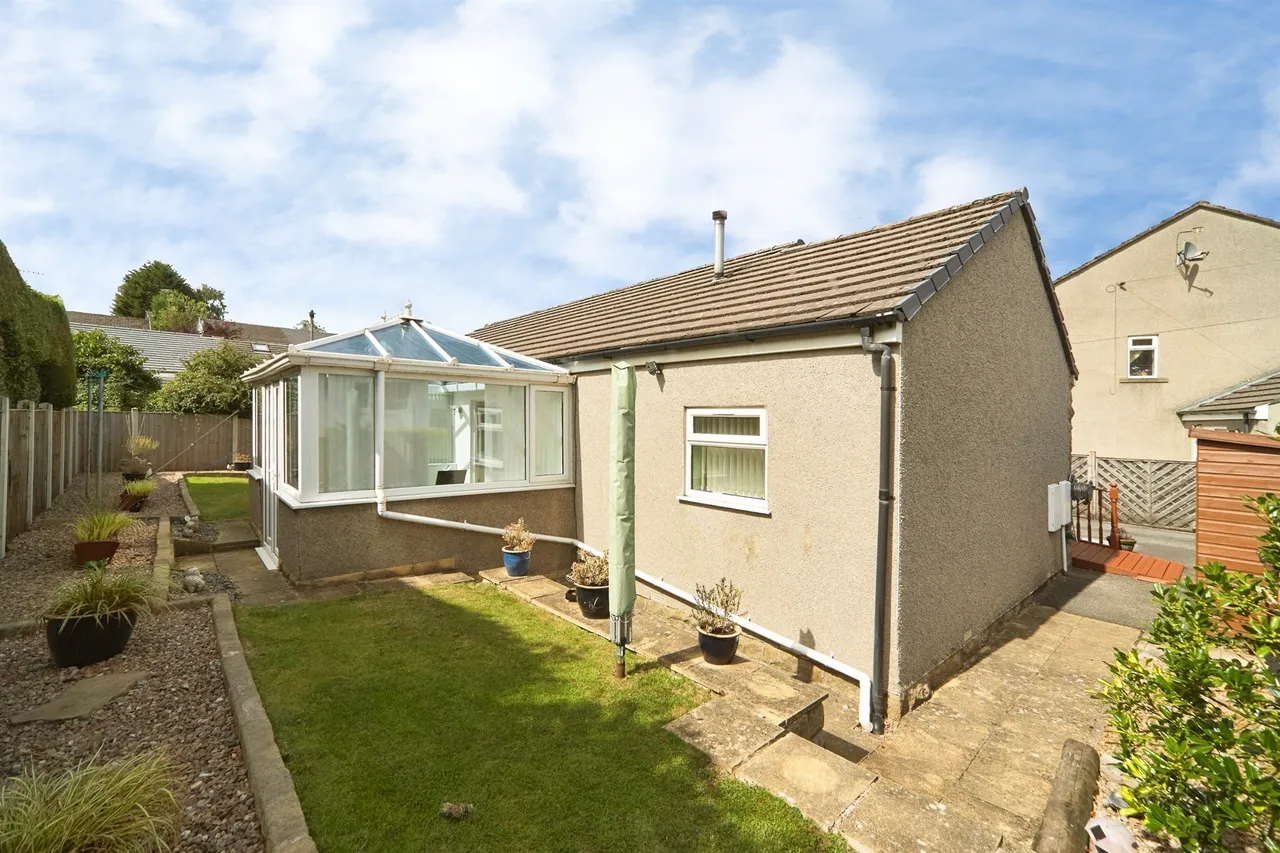 Hillside Grove, Oakworth, BD22, photo 14