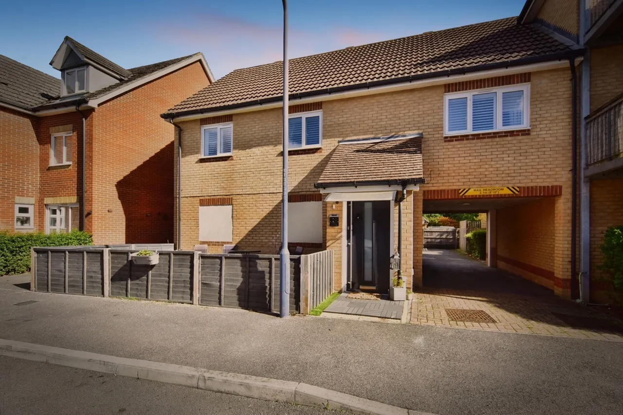 2 bed flat for sale, Thomas Rider Way, Boughton Monchelsea, ME17