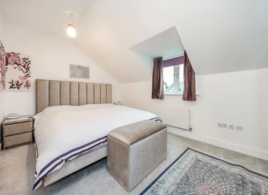 Marbaix Gardens, Isleworth, TW7, photo 7