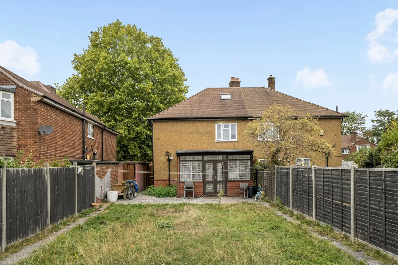 Bromley Crescent, Ruislip, HA4, photo 20