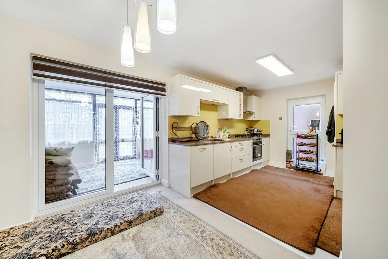 Bromley Crescent, Ruislip, HA4, photo 13