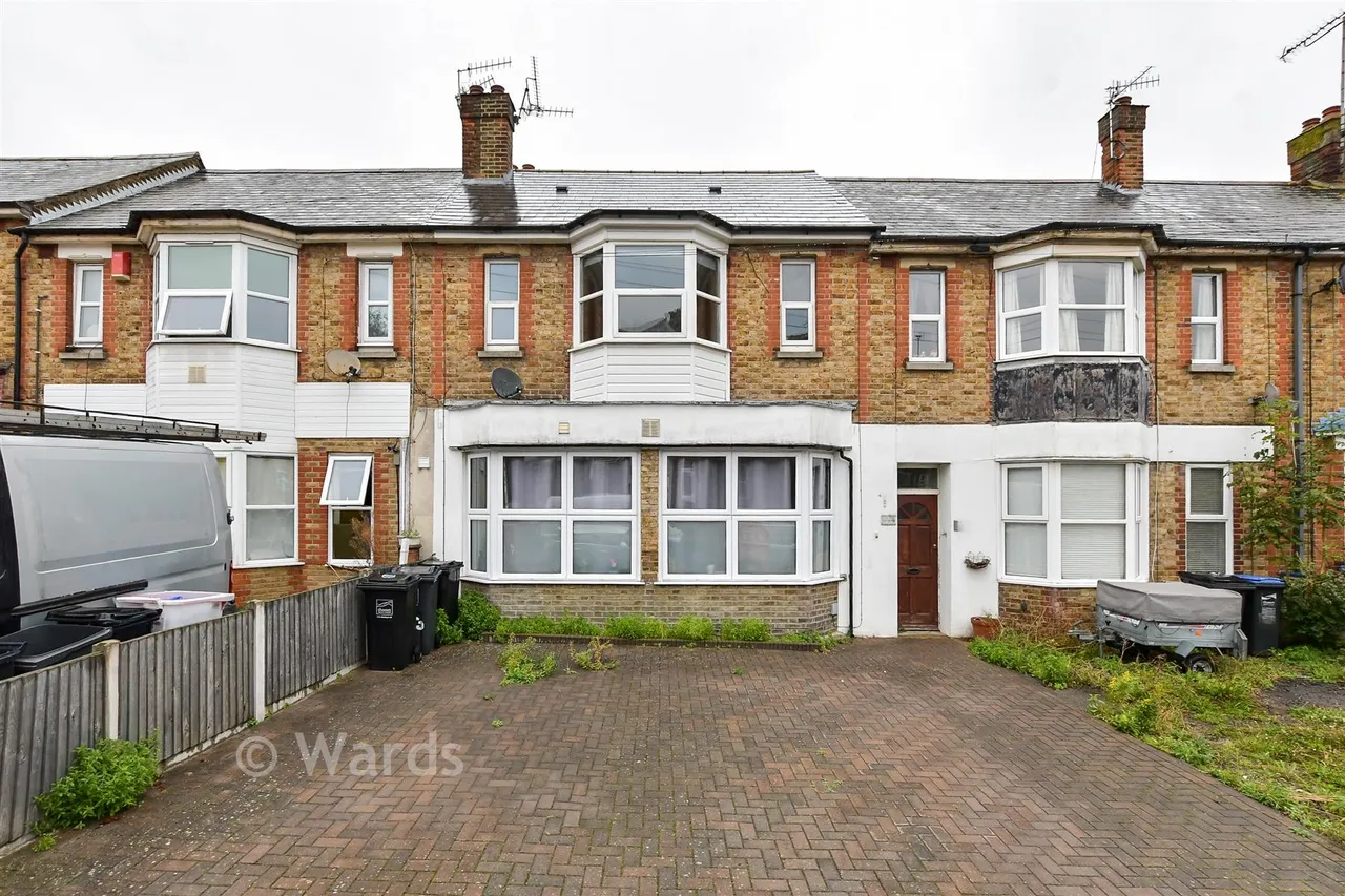 2 bed flat for sale, St. Luke's Avenue, Ramsgate, CT11