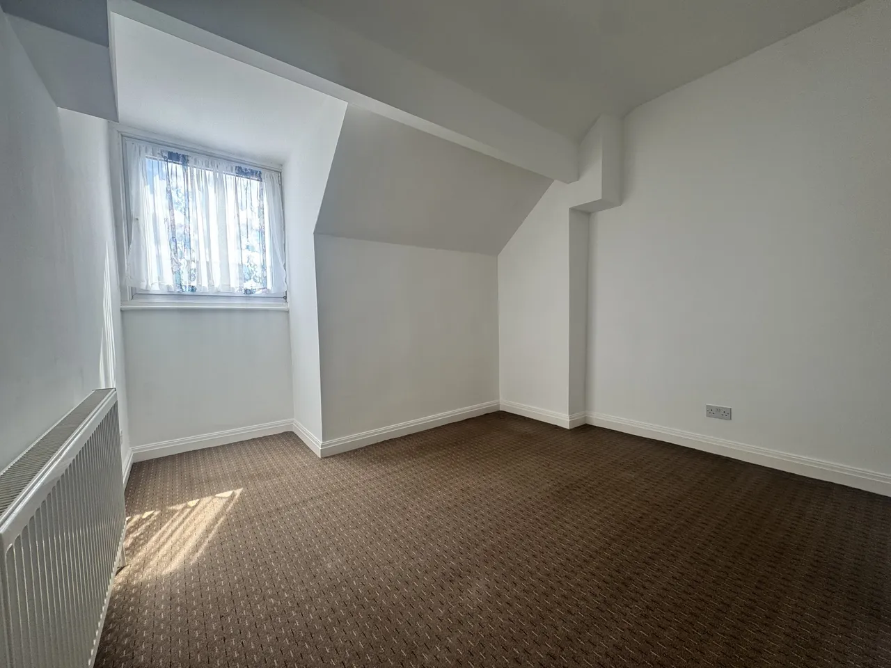 Broxtowe Drive, Mansfield, NG18, photo 7