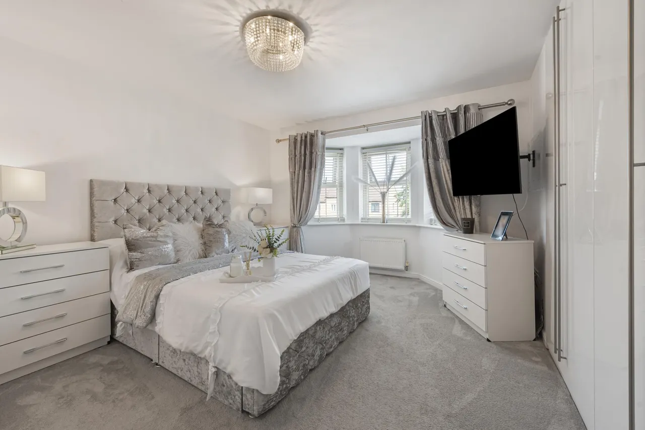 Roebuck Chase, Manvers, S63, photo 11