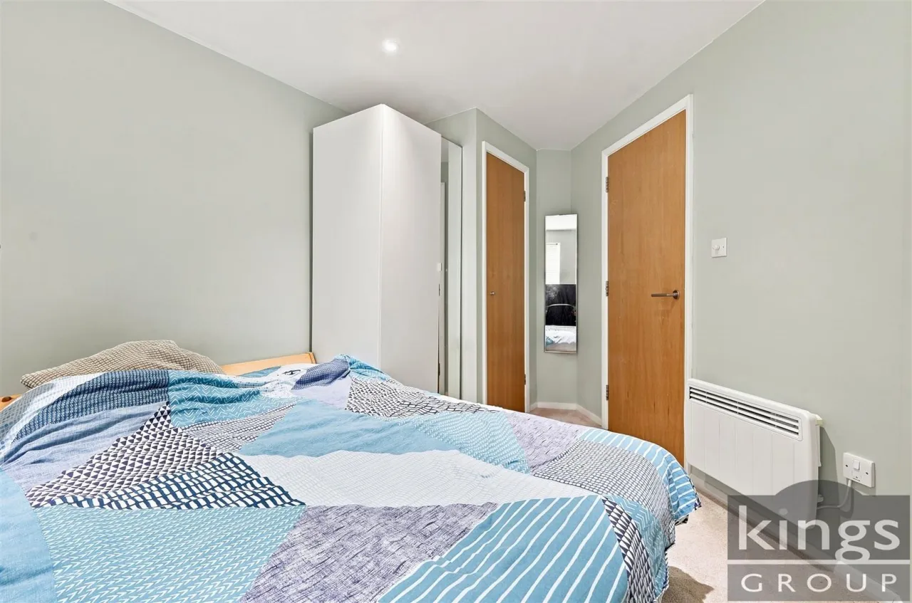 Silver Street, Enfield, photo 8