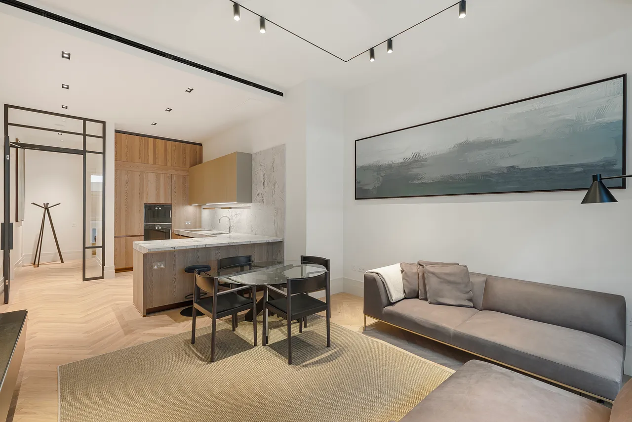 The Whiteley, Queensway, London, photo 5