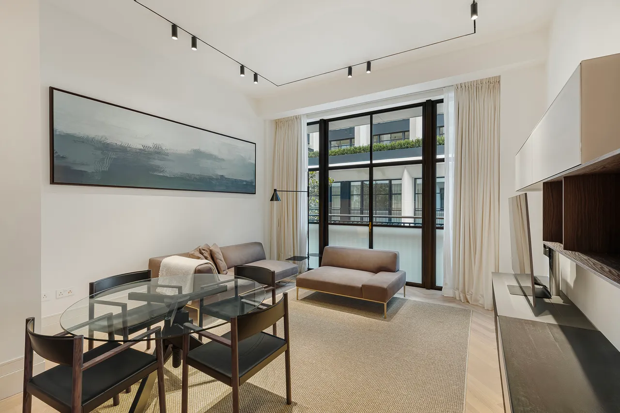 The Whiteley, Queensway, London, photo 3
