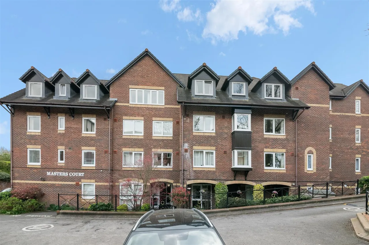 Wood Lane, Ruislip, photo 8