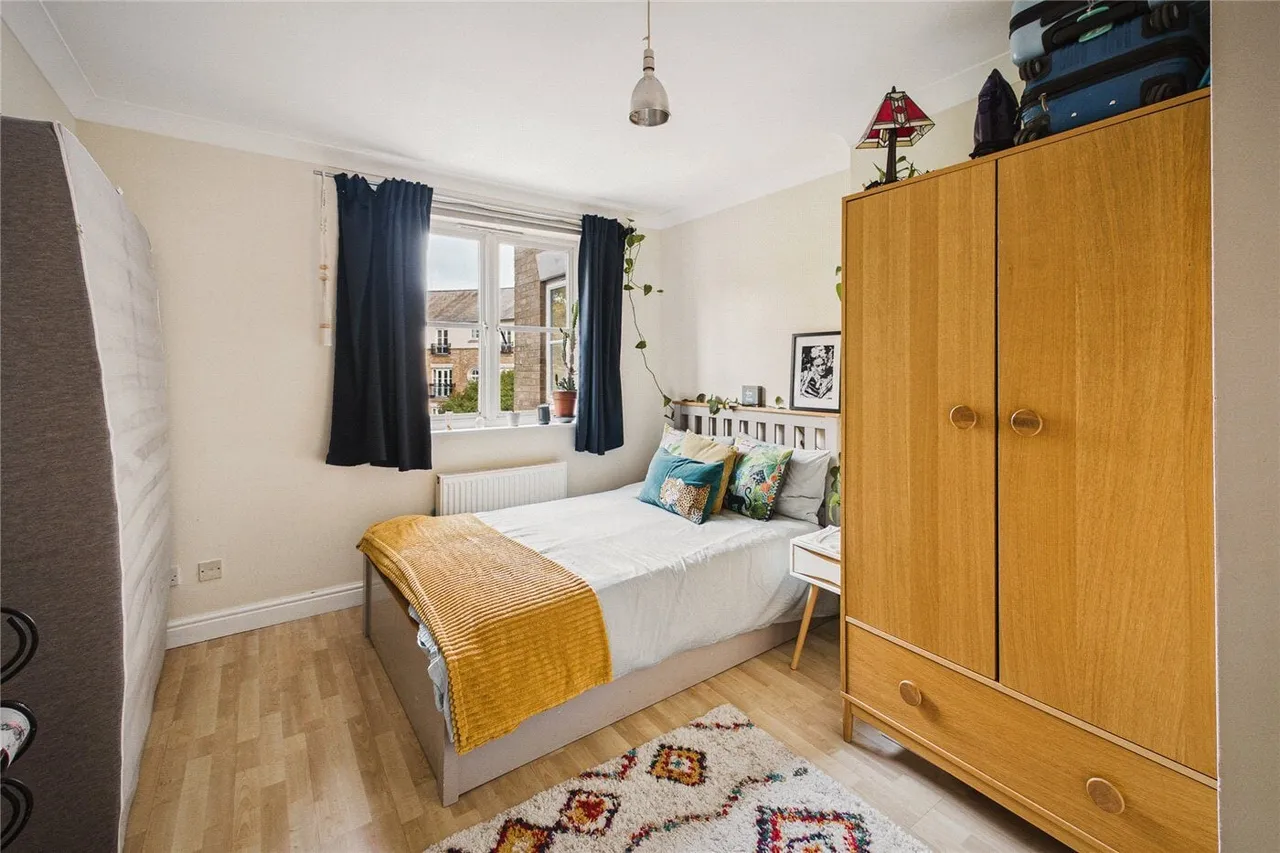 Charles Haller Street, London, SW2, photo 12