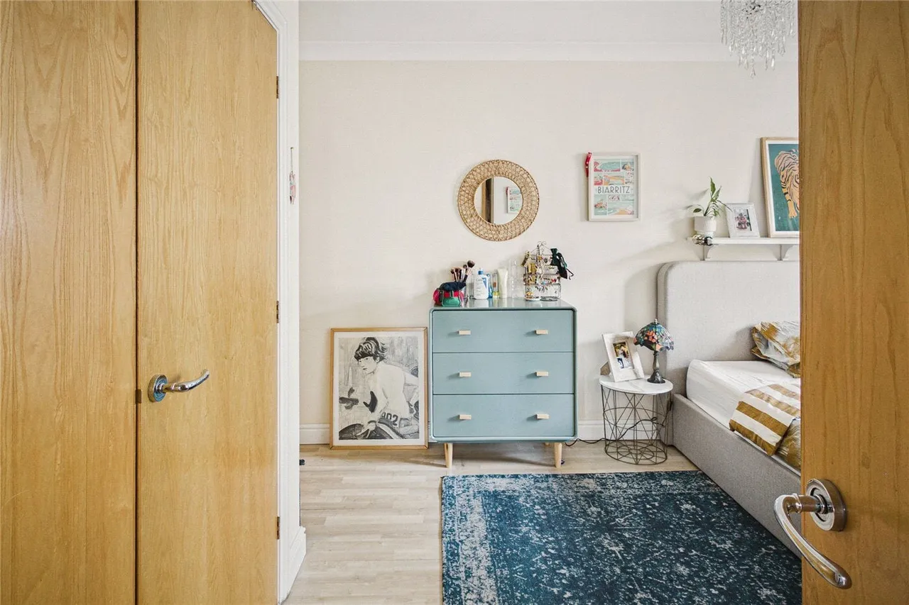 Charles Haller Street, London, SW2, photo 8