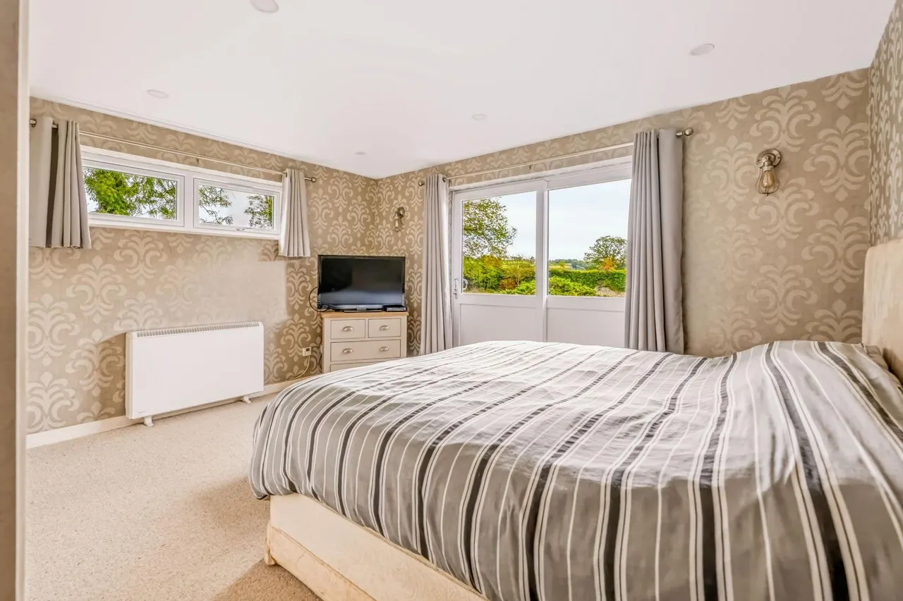 Caravan Park with 3-bedroom owners Bungalow, Llangadog, SA19, photo 58