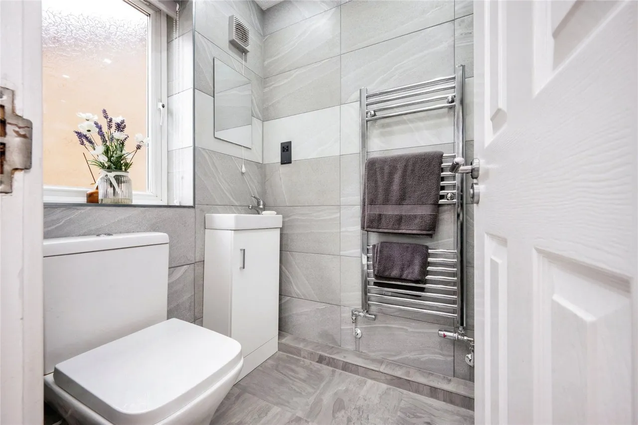 Nicholls Close, Barton-le-Clay, MK45, photo 11