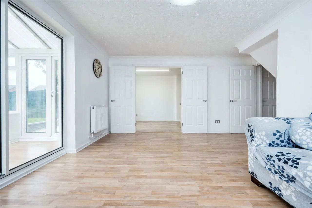 Nicholls Close, Barton-le-Clay, MK45, photo 8