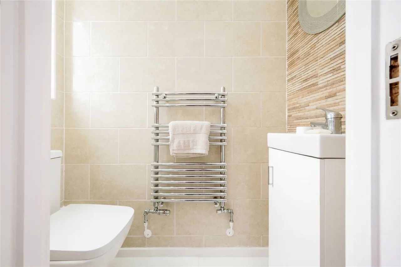 Nicholls Close, Barton-le-Clay, MK45, photo 6