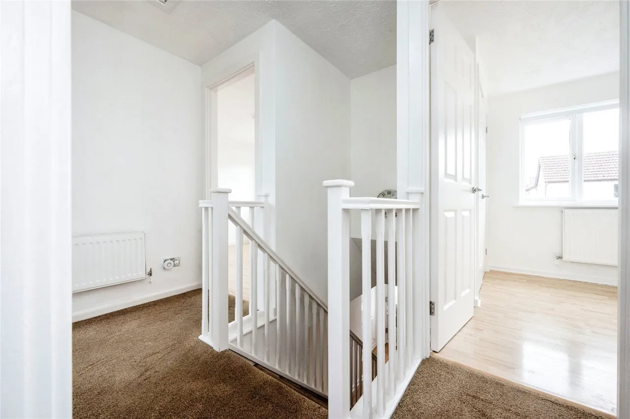 Nicholls Close, Barton-le-Clay, MK45, photo 9