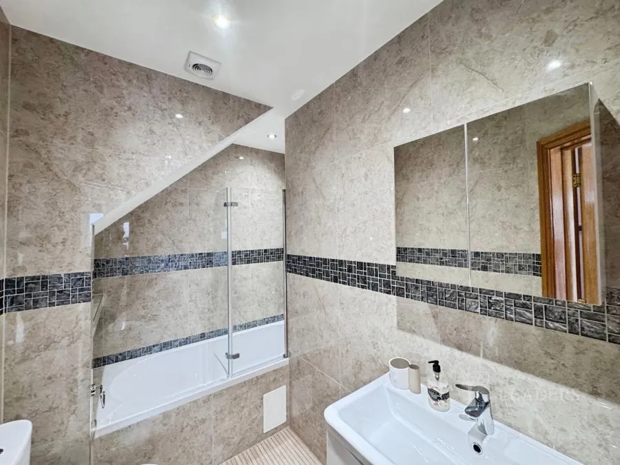 Hadley Road, Bilston, WV14, photo 7
