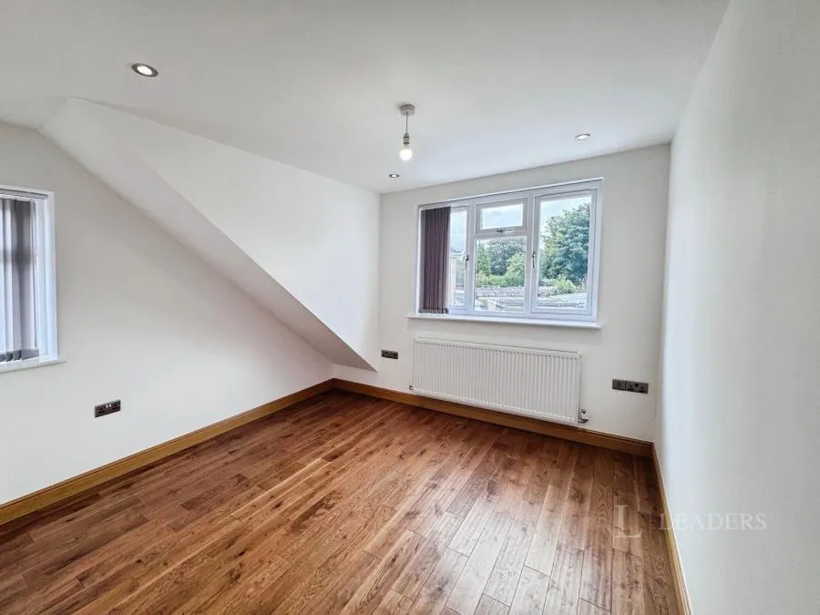 Hadley Road, Bilston, WV14, photo 4
