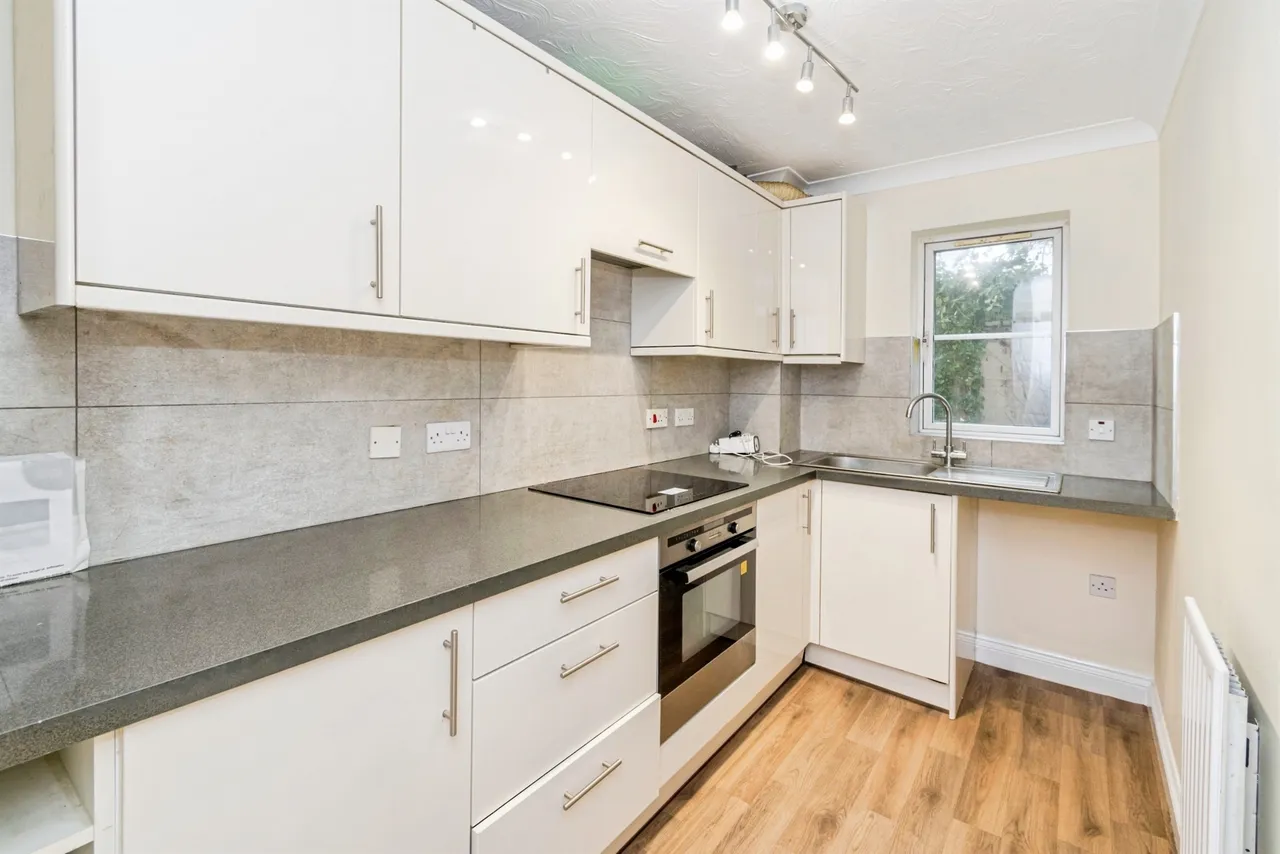 Holt Road, Southampton, photo 6