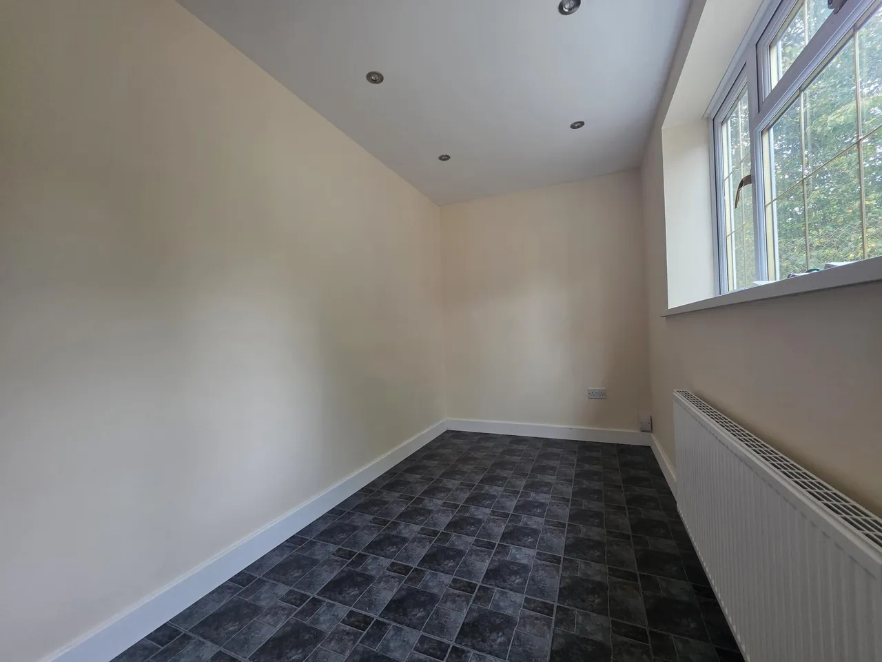 Cranmore Road, Wolverhampton, WV3, photo 6