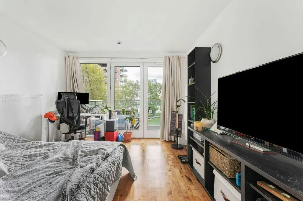 New Providence Wharf, London, E14, photo 4