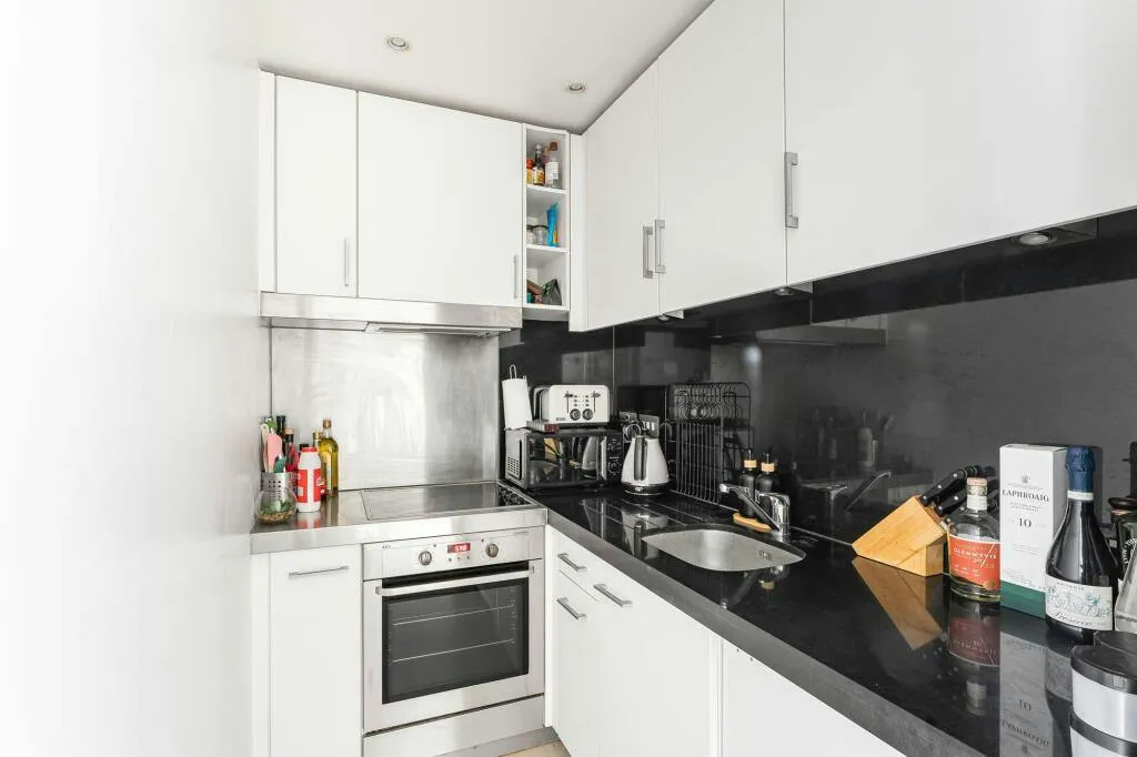 New Providence Wharf, London, E14, photo 3