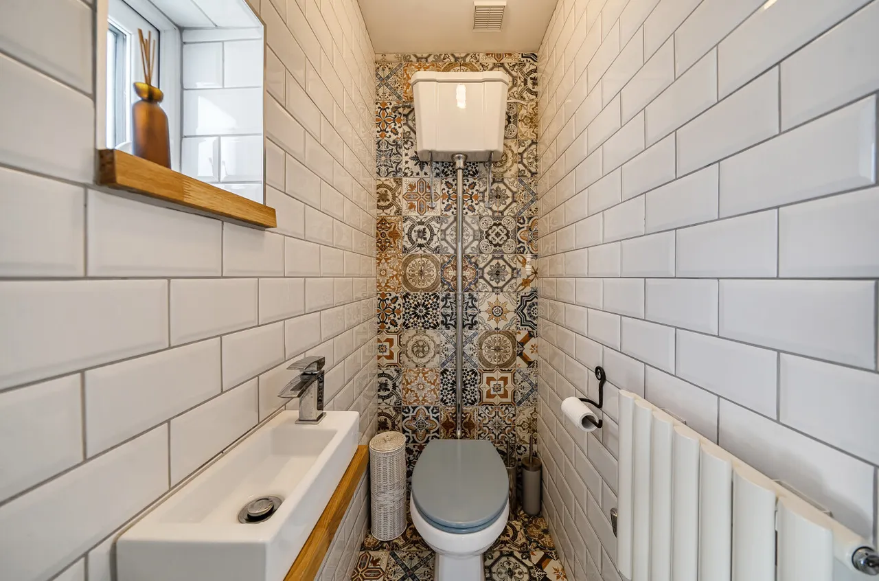 Bedford Avenue, Frimley Green, Camberley, Surrey, GU16 6HS, photo 15