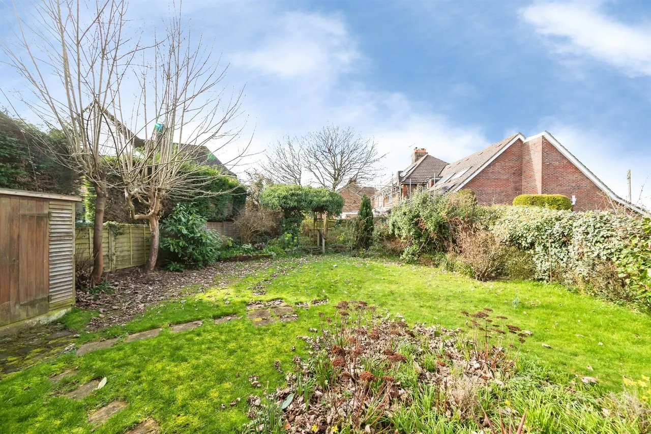 Inholmes Close, Burgess Hill, RH15, photo 13