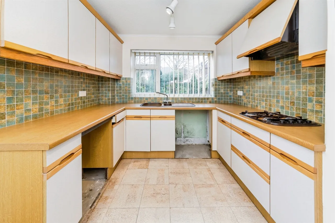 Inholmes Close, Burgess Hill, RH15, photo 5