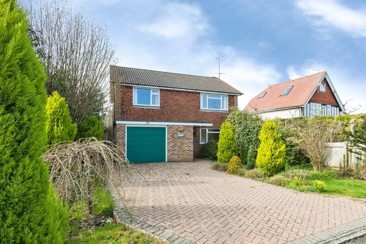 4 bed house for sale, Inholmes Close, Burgess Hill, RH15
