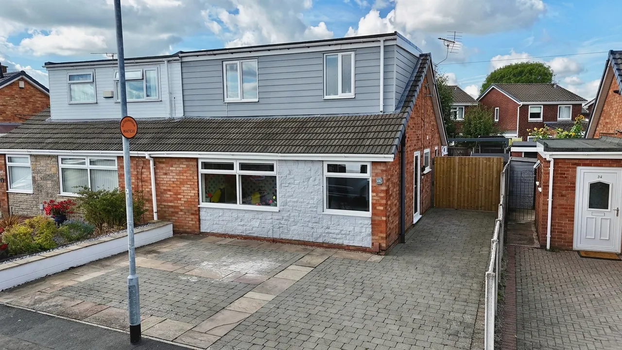 4 bed house for sale, Marlborough Road, Stone, ST15