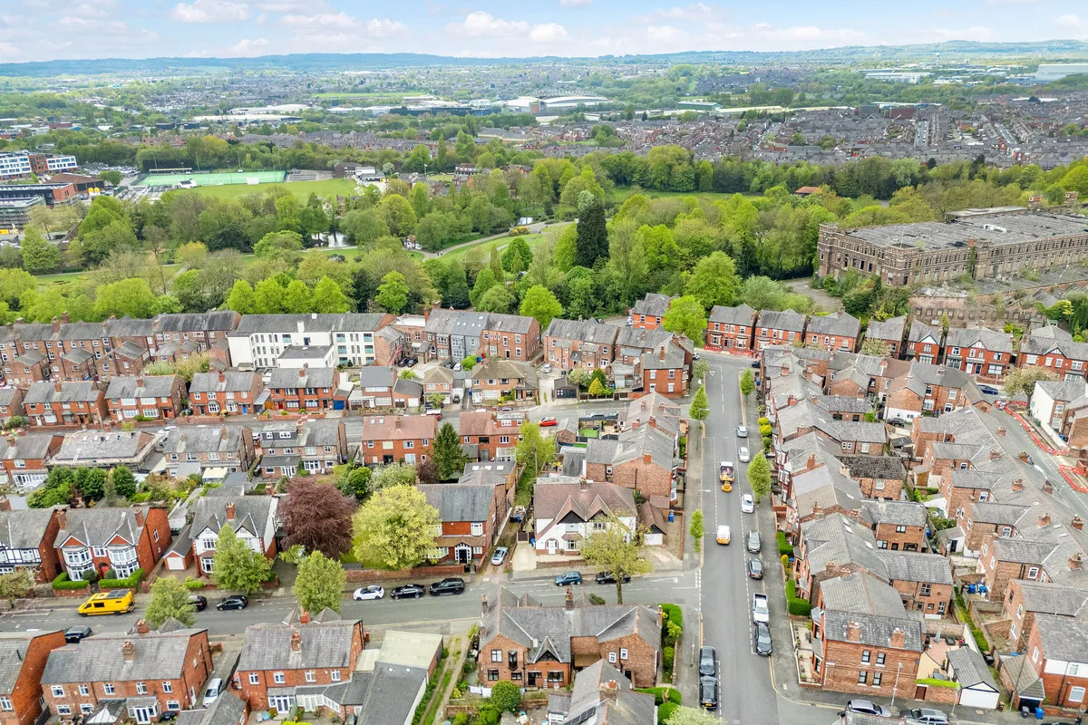 Wigan, WN1, photo 30