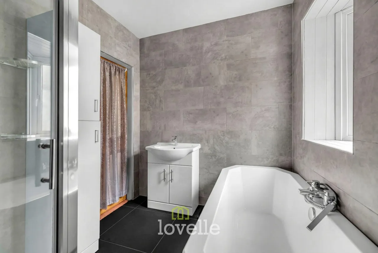 Sackville Street, Grimsby, DN34, photo 13