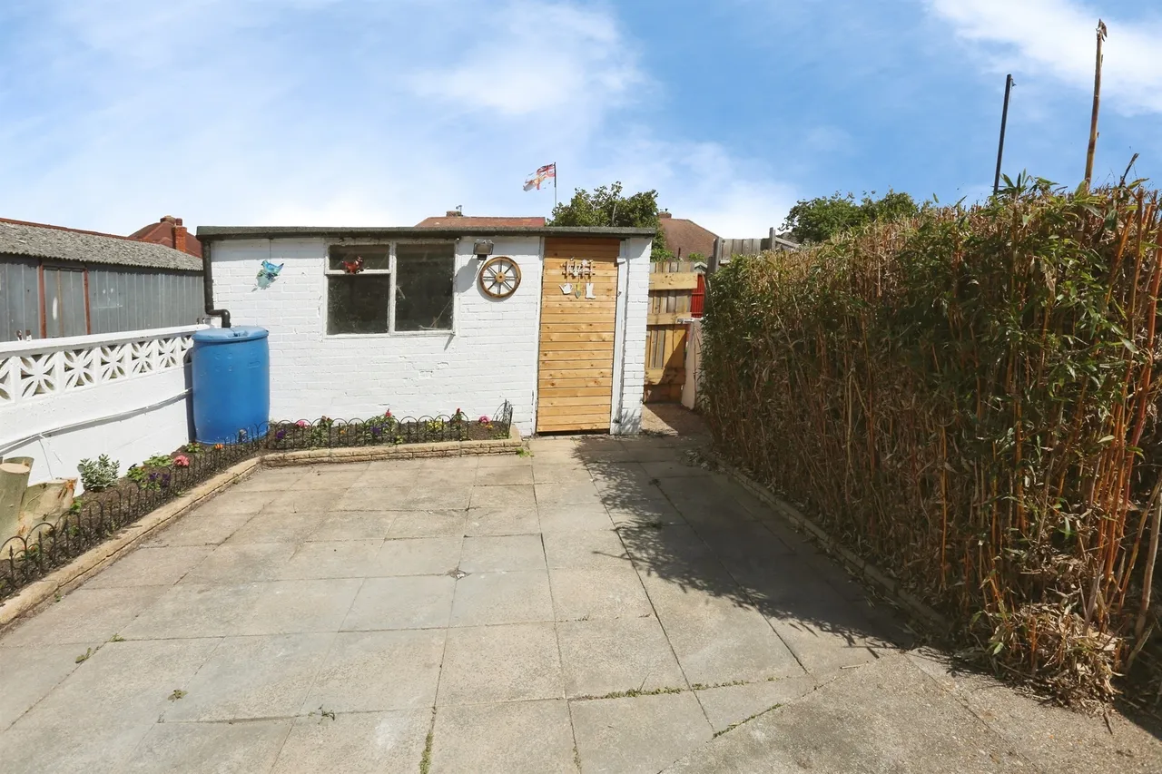 Tewkesbury Avenue, Gosport, photo 7