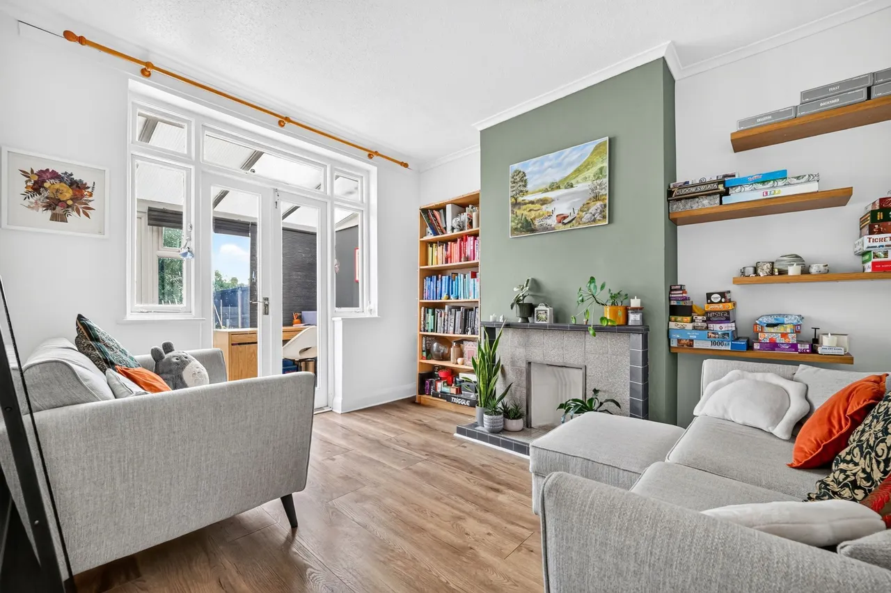 Prospect Road, Woodford Green, IG8, photo 2