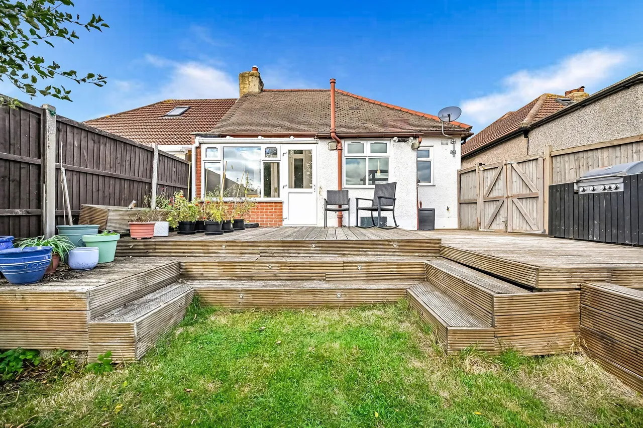 Prospect Road, Woodford Green, IG8, photo 17