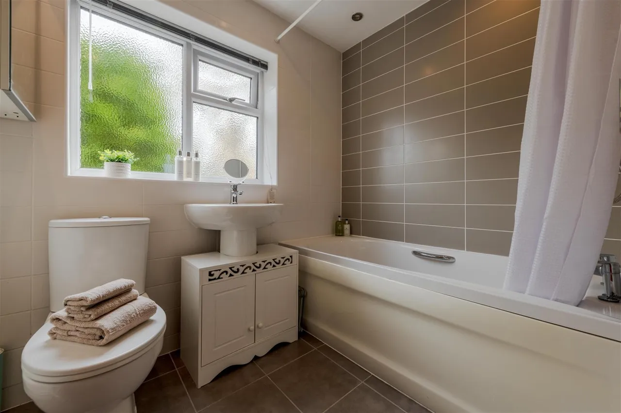 Eton Walk, Hagley, Stourbridge, photo 17