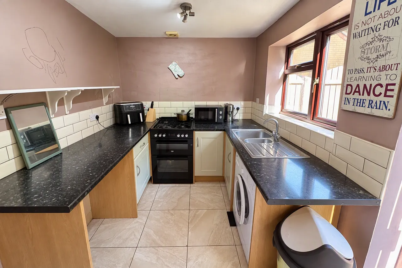 Haines Close, Tipton, DY4, photo 6
