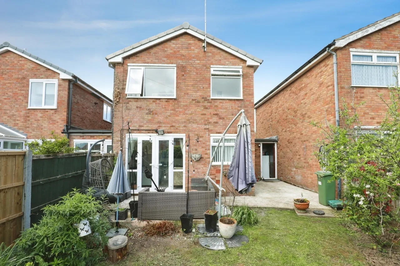 Caernarvon Avenue, Winsford, Cheshire, CW7, photo 17