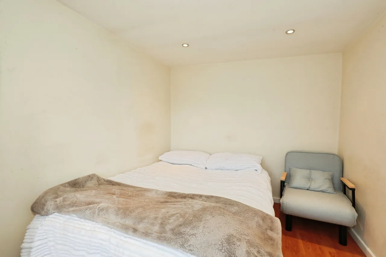 Caernarvon Avenue, Winsford, Cheshire, CW7, photo 12