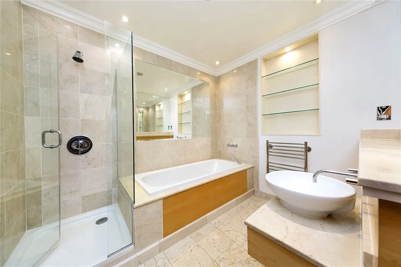 Whitcome Mews, TW9, photo 8