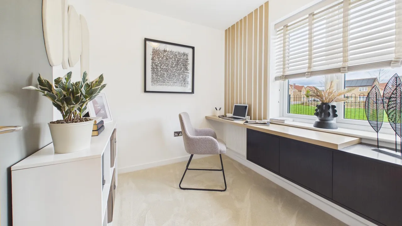 Beaufort Gardens, Market Deeping, PE6, photo 13