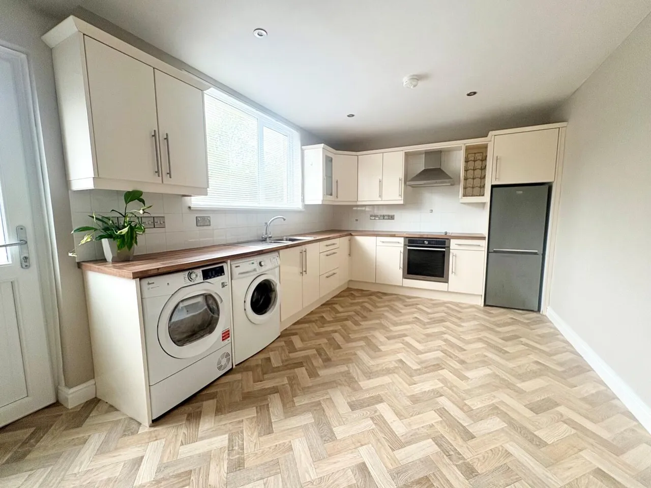 Belvoir Close, belfast, BT8, photo 4