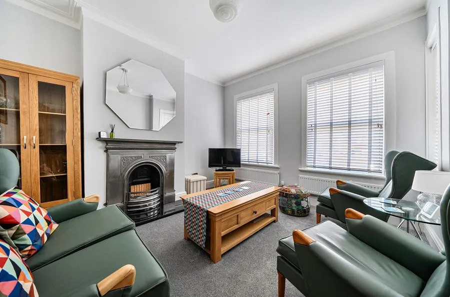 Bexhill Road, Eastbourne, BN22, photo 2