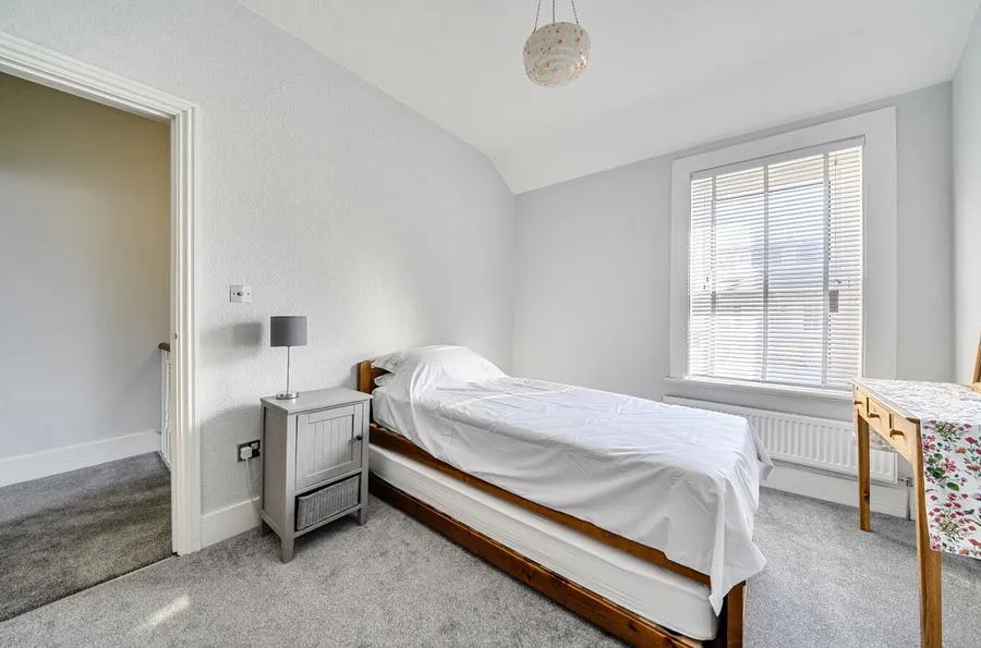 Bexhill Road, Eastbourne, BN22, photo 8