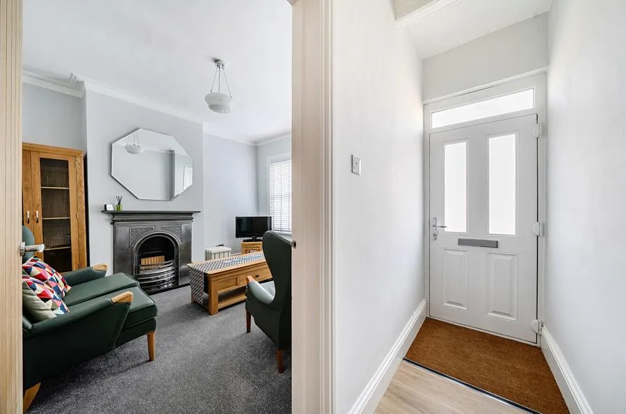 Bexhill Road, Eastbourne, BN22, photo 11